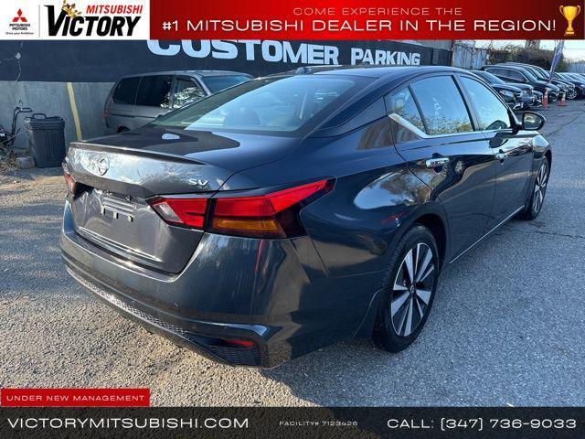 2022 nissan altima 2.5 sv