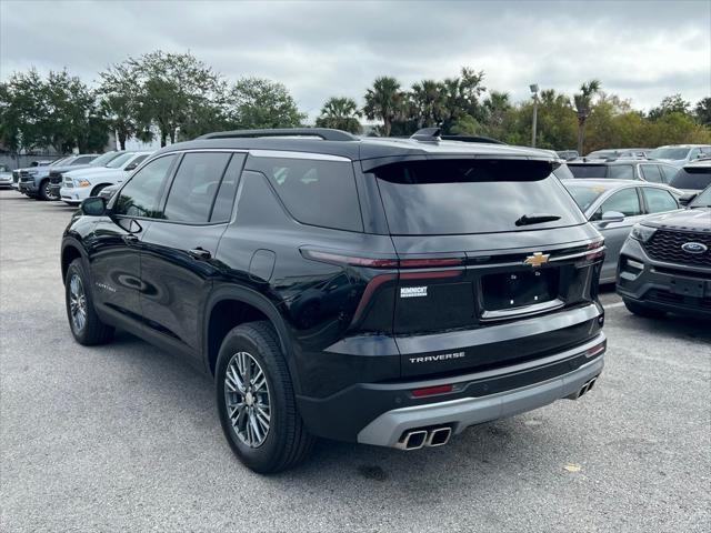 2024 chevrolet traverse lt