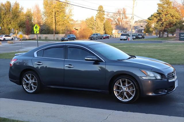 2011 nissan maxima sv