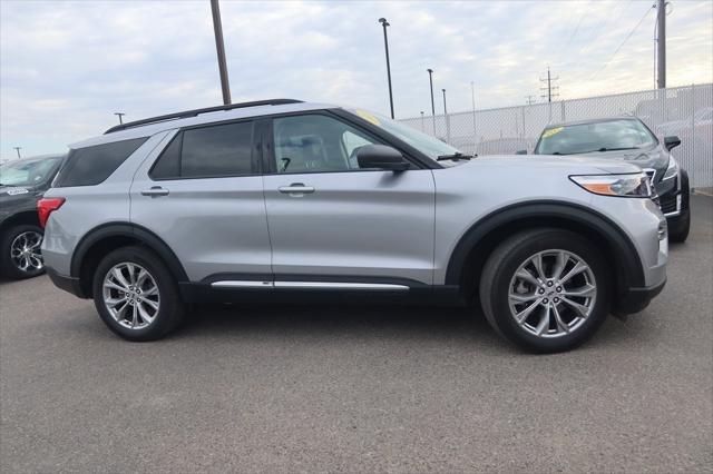 2021 ford explorer xlt