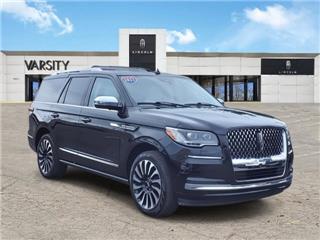 2023 Lincoln Navigator black label