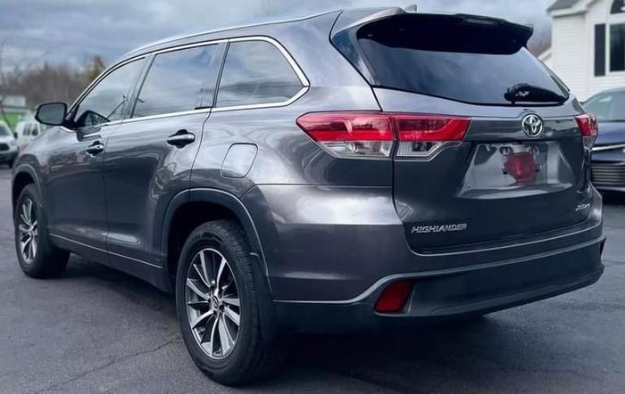 2018 toyota highlander xle sport utility 4d in whitman, massachusetts