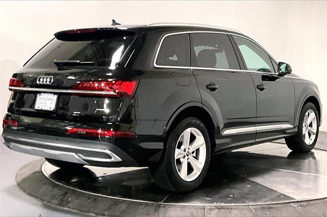 2023 audi q7 55 premium