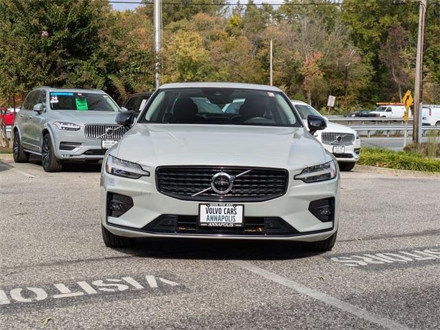 2022 volvo s60 b5 momentum