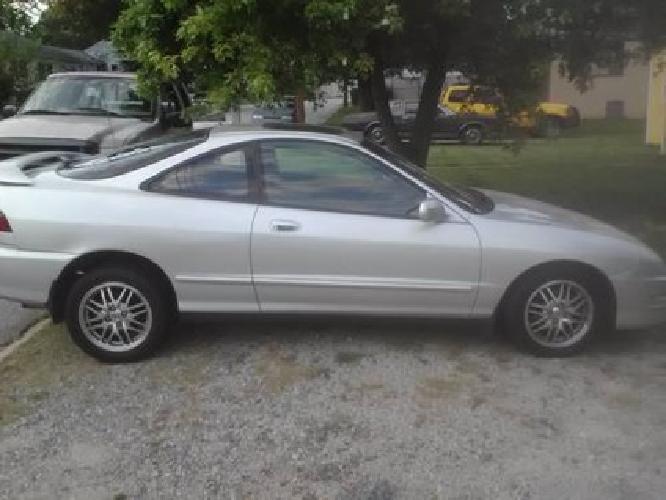 2000 acura integra w/ total loss title in thomasville, nc