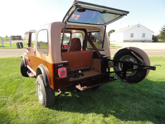 great cond. hd tp has a/c! inc. orig. rims & tires, manual, bkni top, cvr, nice!