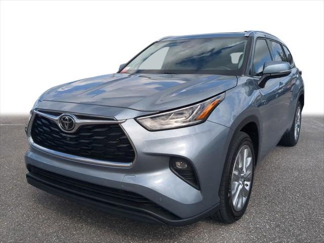 2022 toyota highlander limited