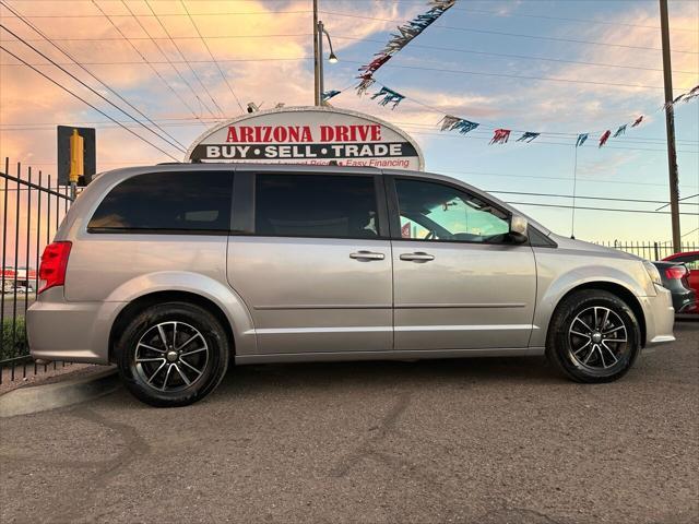 2016 dodge grand caravan r/t