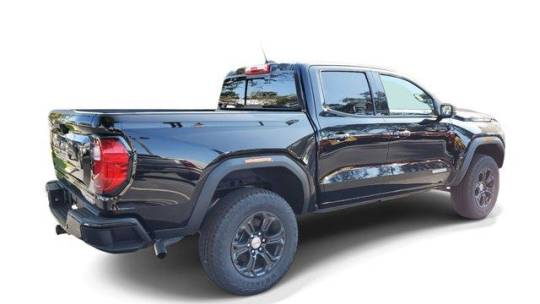 2024 GMC Canyon