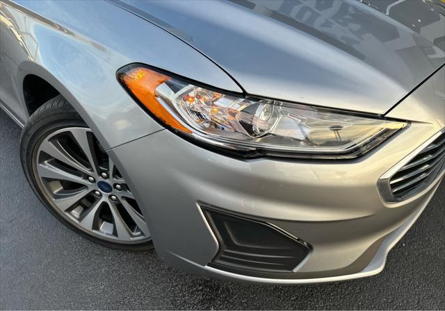 2020 ford fusion se awd