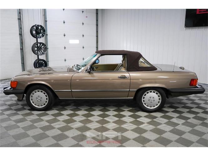 1989 mercedes-benz 560 in north east, pennsylvania