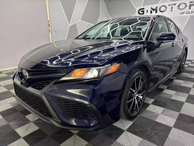 2022 toyota camry se