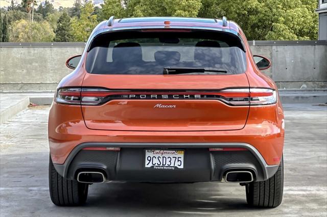 2022 porsche macan base
