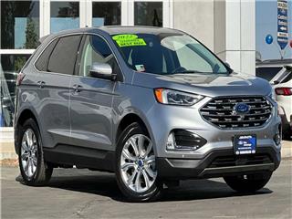 2022 Ford Edge titanium