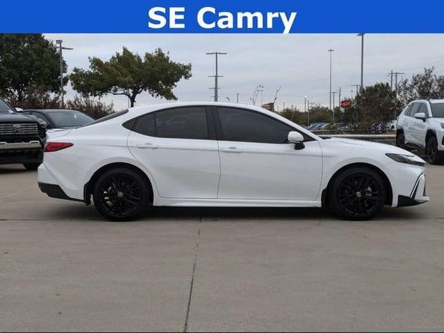 2025 toyota camry se