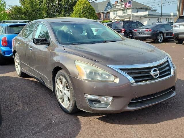 2013 nissan altima 2.5 sv in red hill, pennsylvania