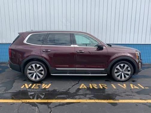 2021 kia telluride s in plymouth, wisconsin