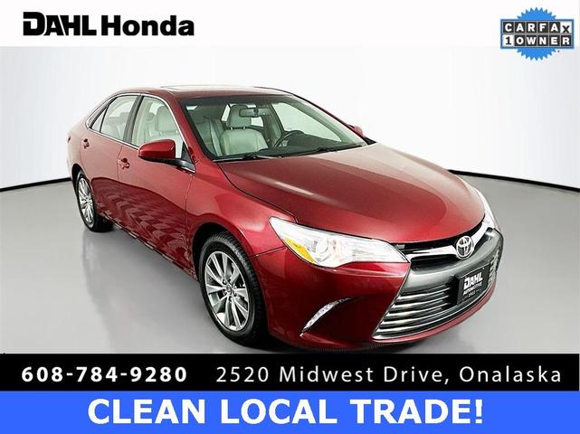 2016 toyota camry se