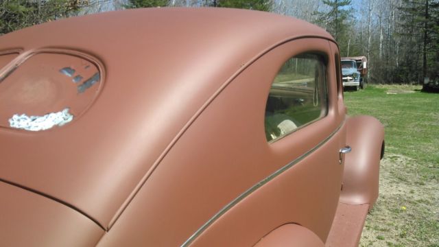1938 ford tudor deluxe flathead v-8