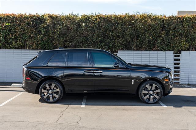 2022 rolls-royce cullinan suv