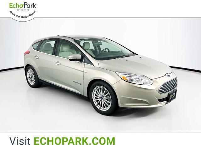 2015 ford focus electric base
