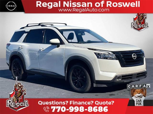 2022 nissan pathfinder sv