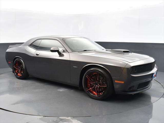 2015 dodge challenger sxt plus