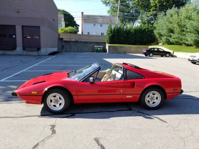 1982 ferrari 308 gtsi no reserve red/tan runs beautiful! all service records