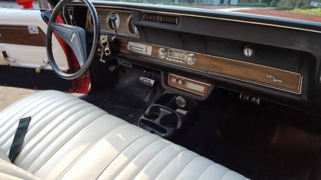 1972 oldsmobile cutlass supreme, excellent condition, white/red, rocket 350