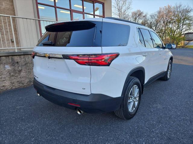 2023 chevrolet traverse lt cloth