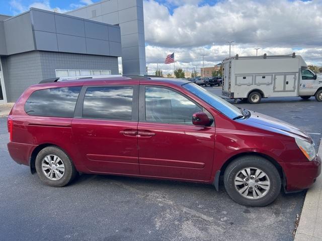 2011 kia sedona lx