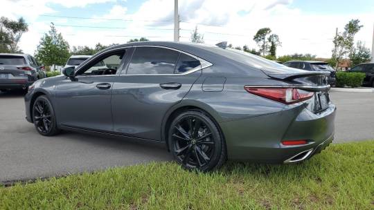 2022 Lexus ES