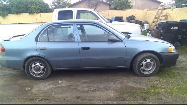 2001 toyota corolla in california by owner