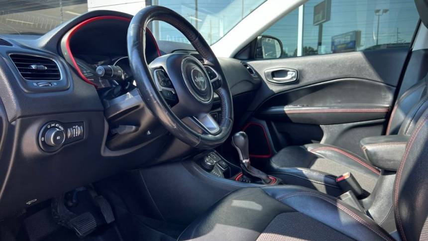 2019 jeep compass trailhawk