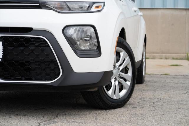 2020 kia soul lx
