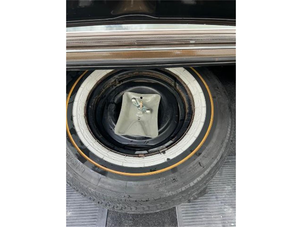 1976 cadillac fleetwood