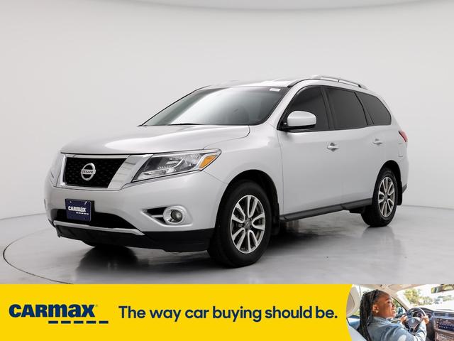 2016 nissan pathfinder sv