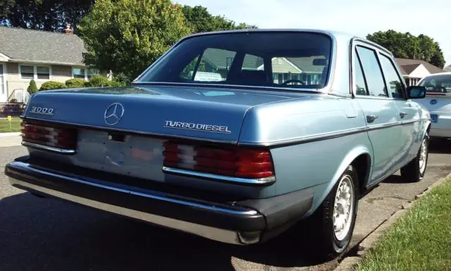 gorgeous super rare diamond blue last year w123 95k miles low cost shipping 300d