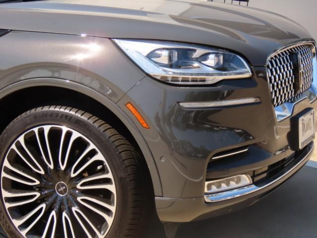 2023 lincoln aviator black label awd