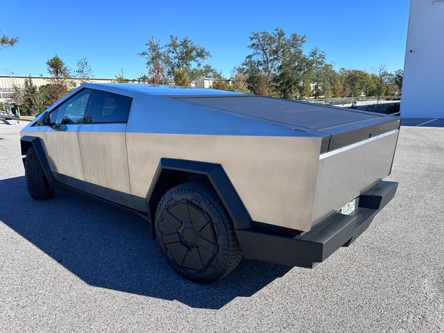 2024 tesla cybertruck awd