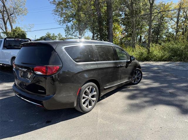2019 chrysler pacifica limited