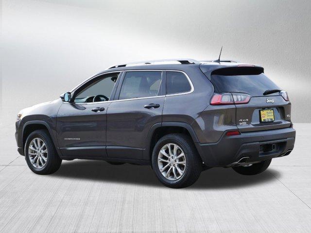 2021 jeep cherokee latitude lux