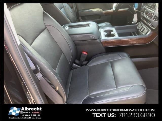 2019 gmc sierra 2500hd slt 4x4 crew cab 6.6 ft. box 153.7 in. wb in wakefield, massachusetts