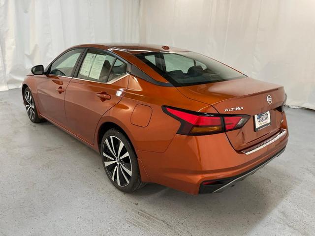 2022 nissan altima 2.5 sr