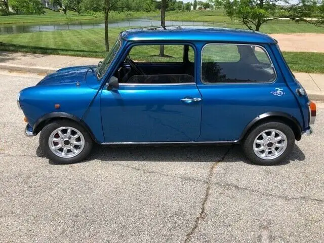 1994 rover mini 35 year anniversary model