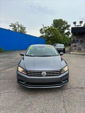 2016 volkswagen passat in elk grove village, illinois