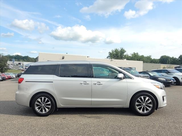 2016 kia sedona sx