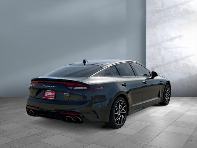 2022 kia stinger gt-line