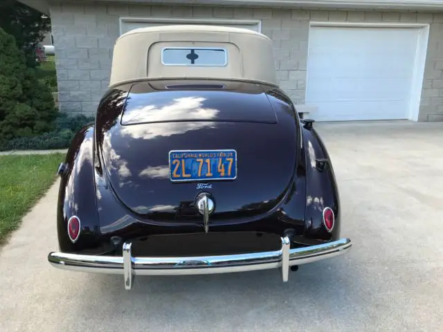 1939 ford convertible with columbia