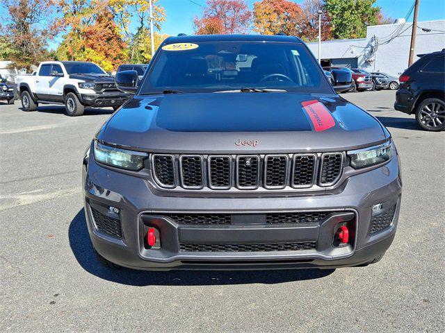 2022 jeep grand cherokee trailhawk